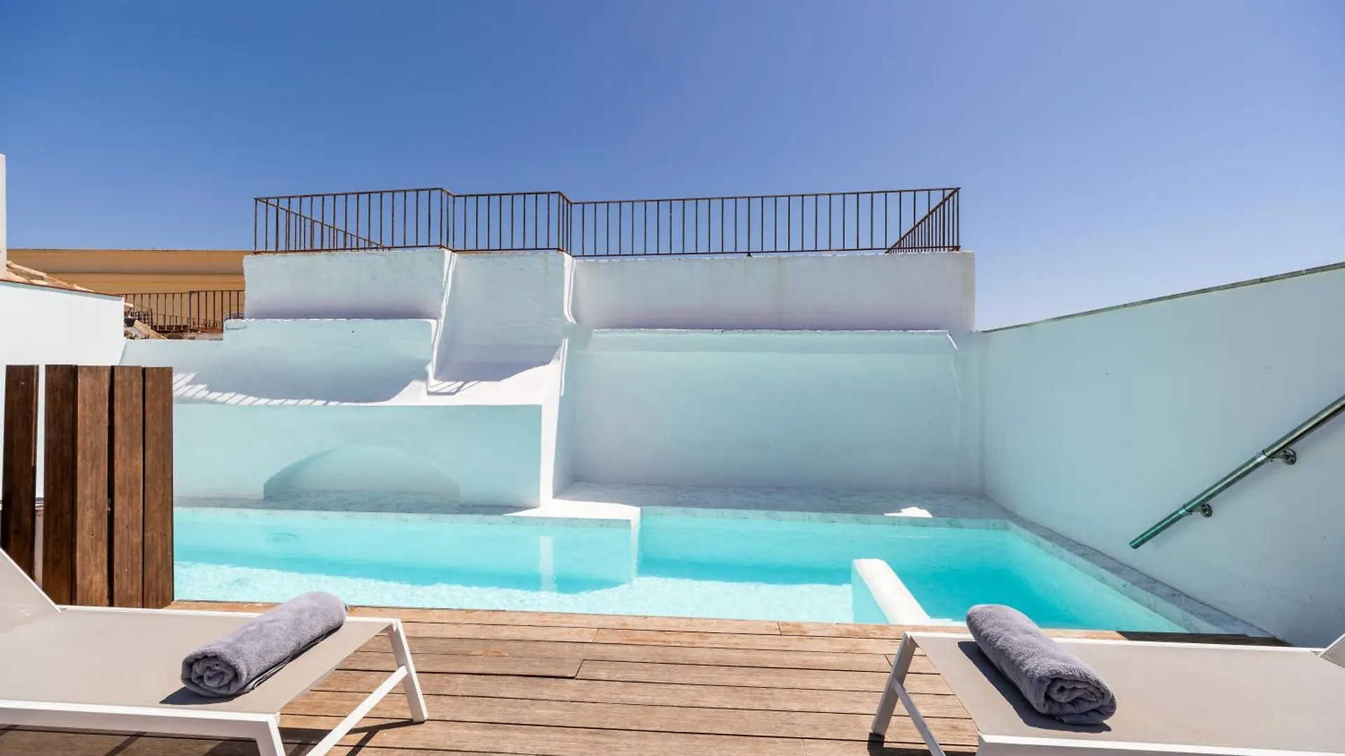 **  Aristoy Hotel Tarifa Spain